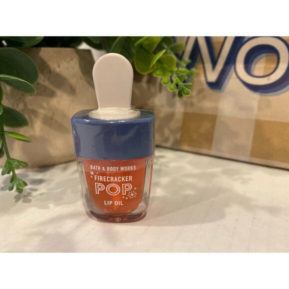 Bath & Body Works “Firecracker Pop” New Lip Oil - Picture 1 of 4